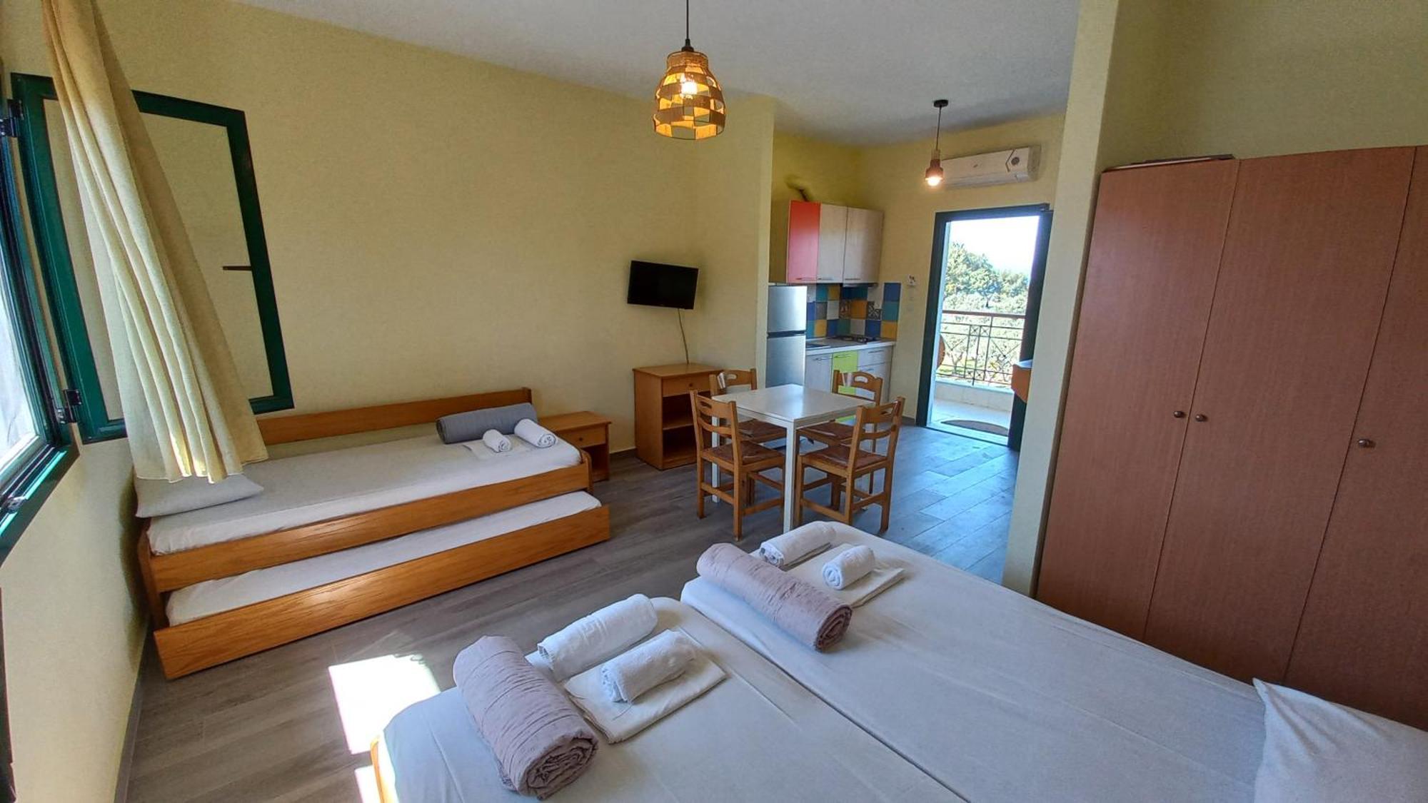 Sapfo Beach Studios Nikiti  Exterior foto